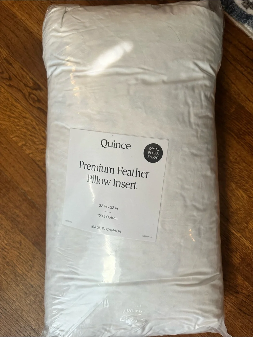 NWOT QUINCE Premium Feather Pillow Insert 22x22”